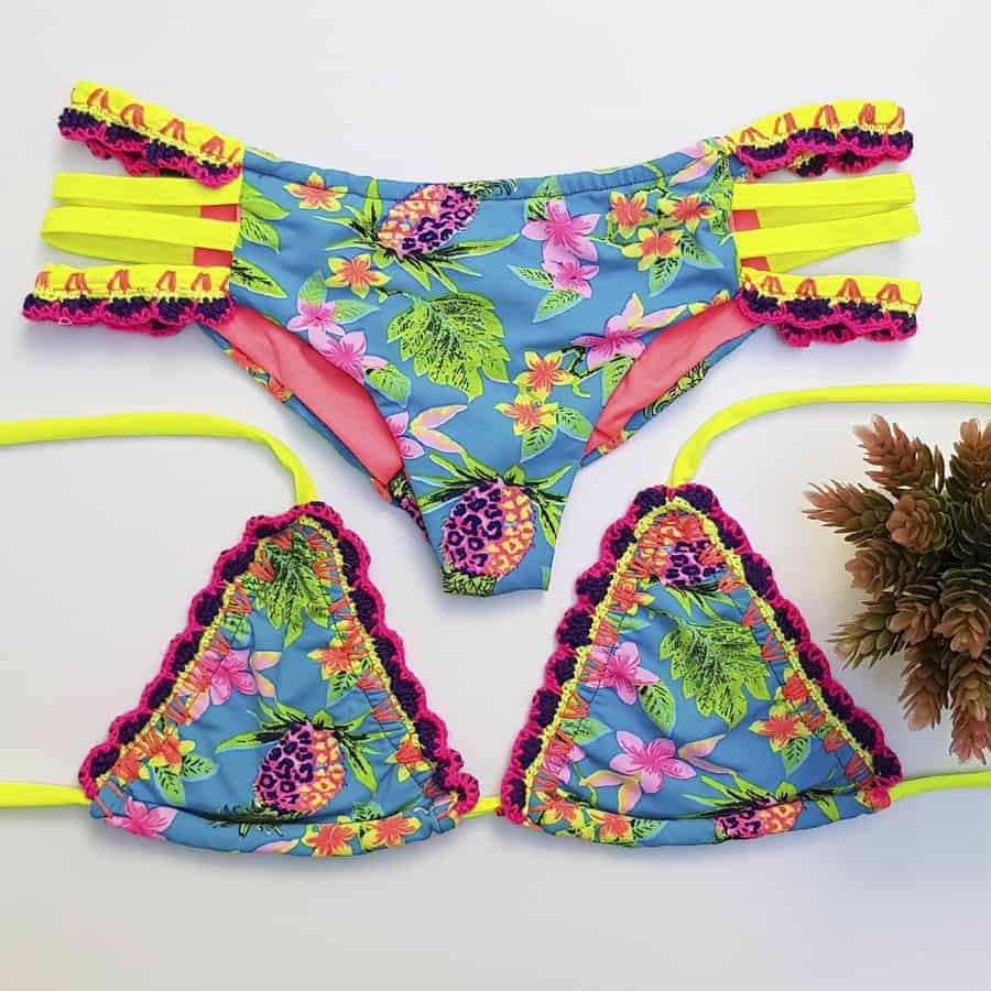 Traje de baño tejido en crochet piñas- Talla M bikini - Somos Coquetas